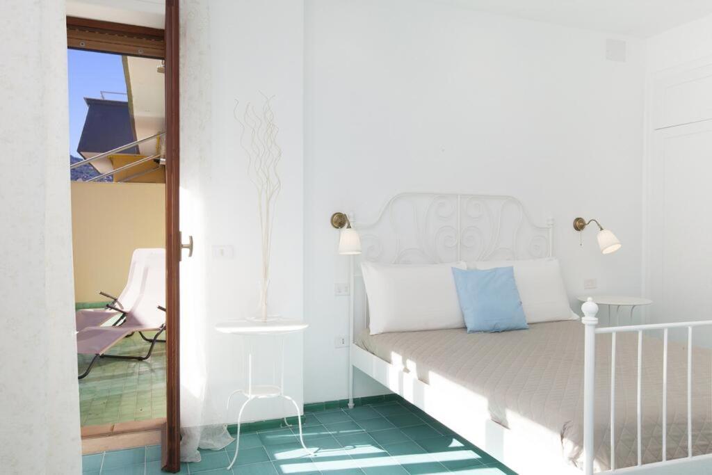 Super Attico Vista Mare Con Piscina Apartment Sorrento Exterior photo