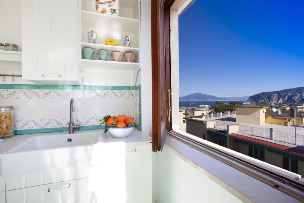 Super Attico Vista Mare Con Piscina Apartment Sorrento Exterior photo